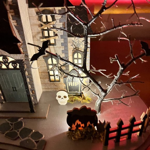 WORLD MARKET HALLOWEEN Laser Cut Wood Midnight Mansion LED Light Up Décor NWT - Picture 9 of 12